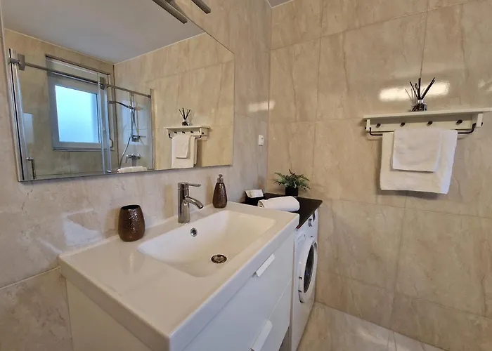 Patricia House Apartment *